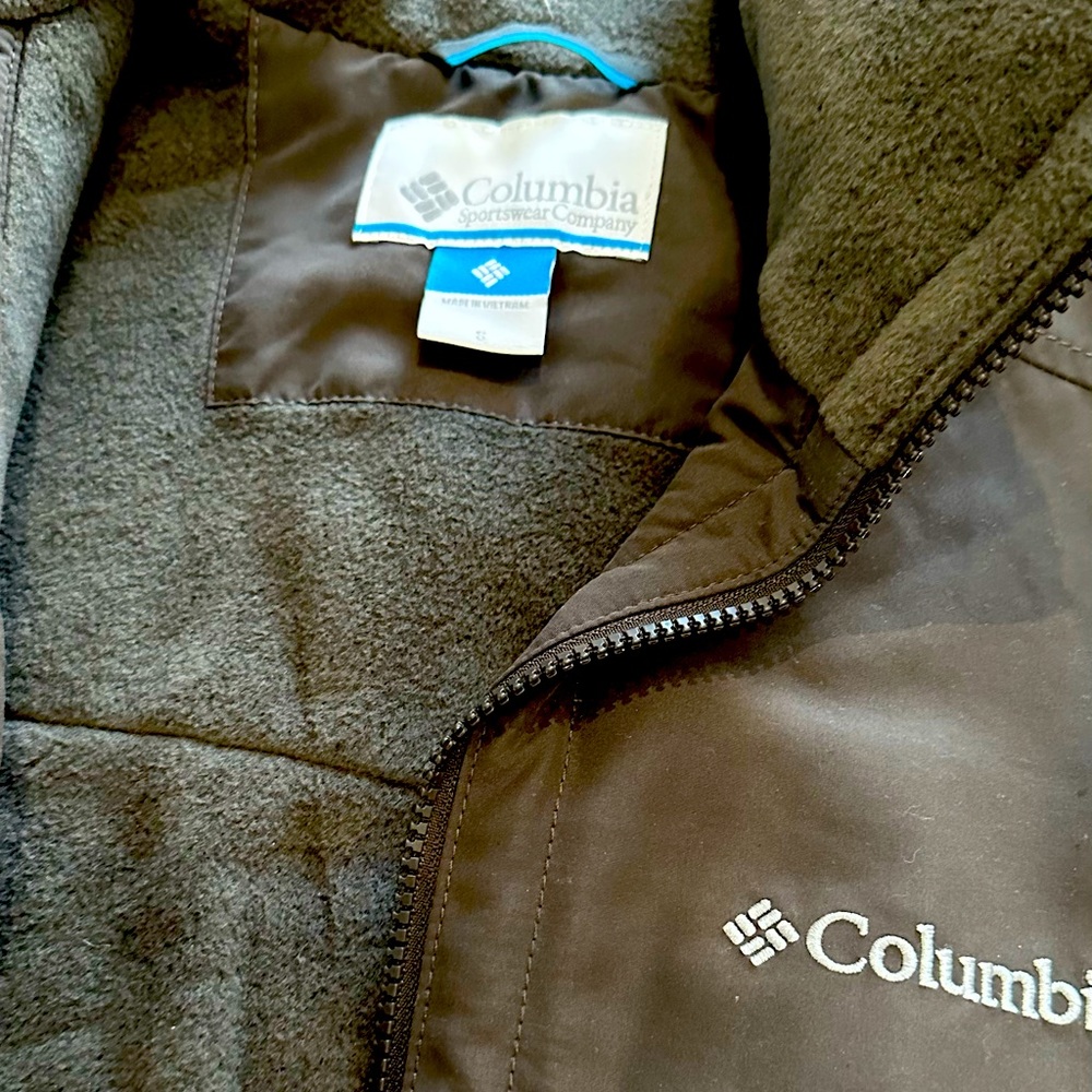 Colombia Winter Jacket - Picture 3 of 4